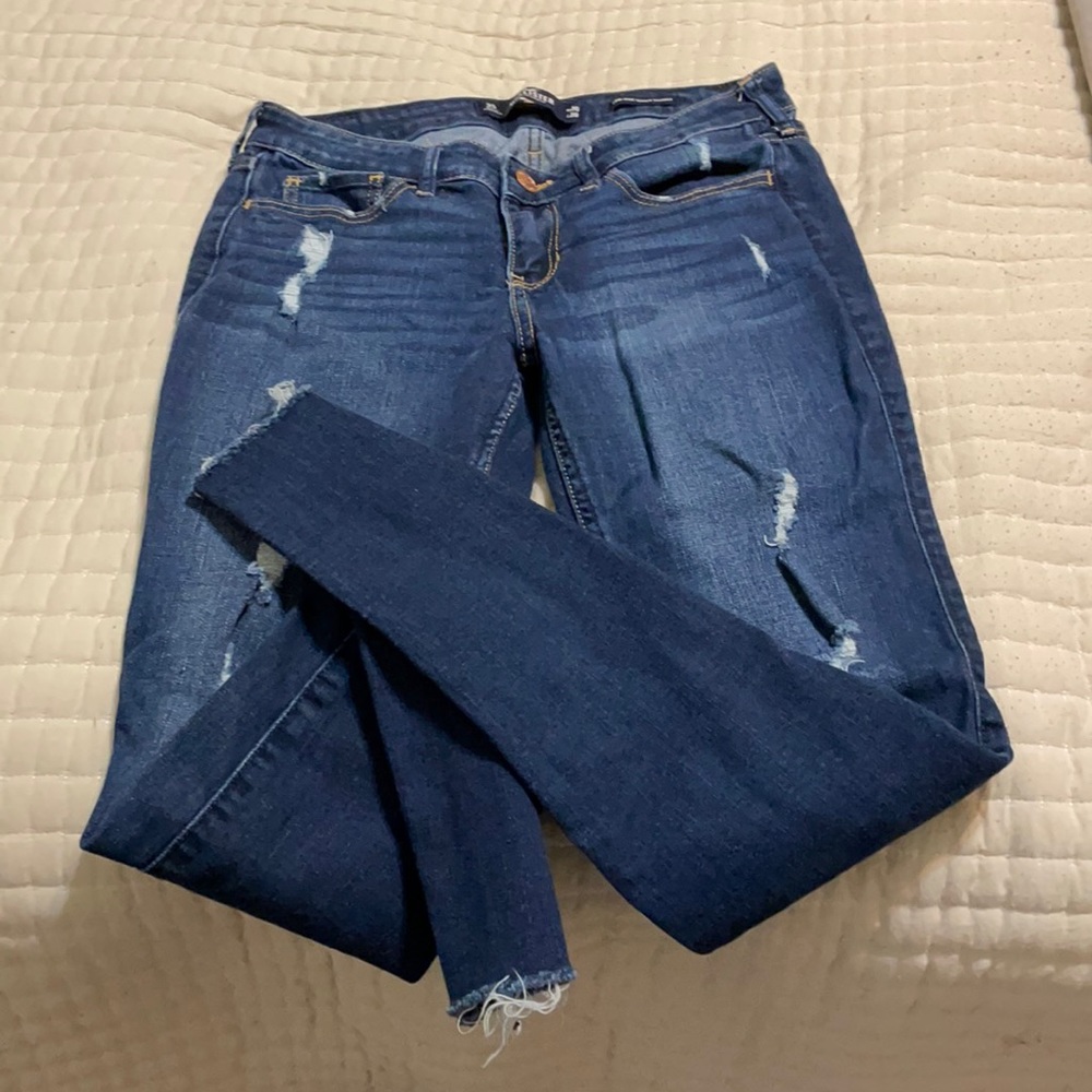 Hollister low rise super skinny jeans